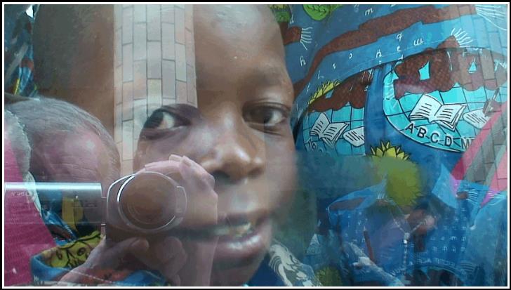 Afrika,Rwandaťažké lúčenie s adoptívnymi deťmi - Africa—Rwanda, a hard Good bye to adoptive children 2011
